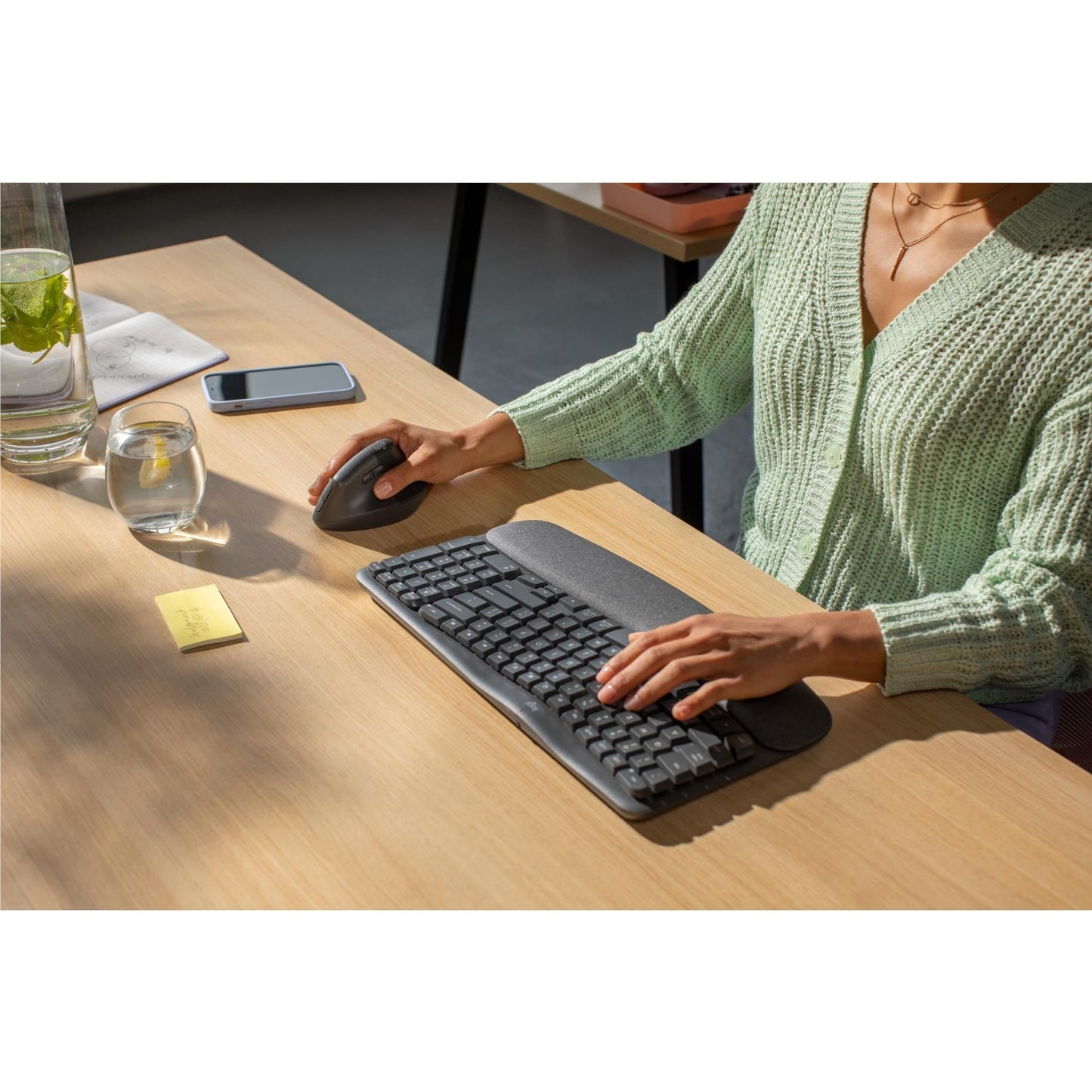 Logitech Wave Keys Wireless Ergonomic Keyboard (Graphite)